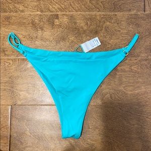 L Space adjustable bottom